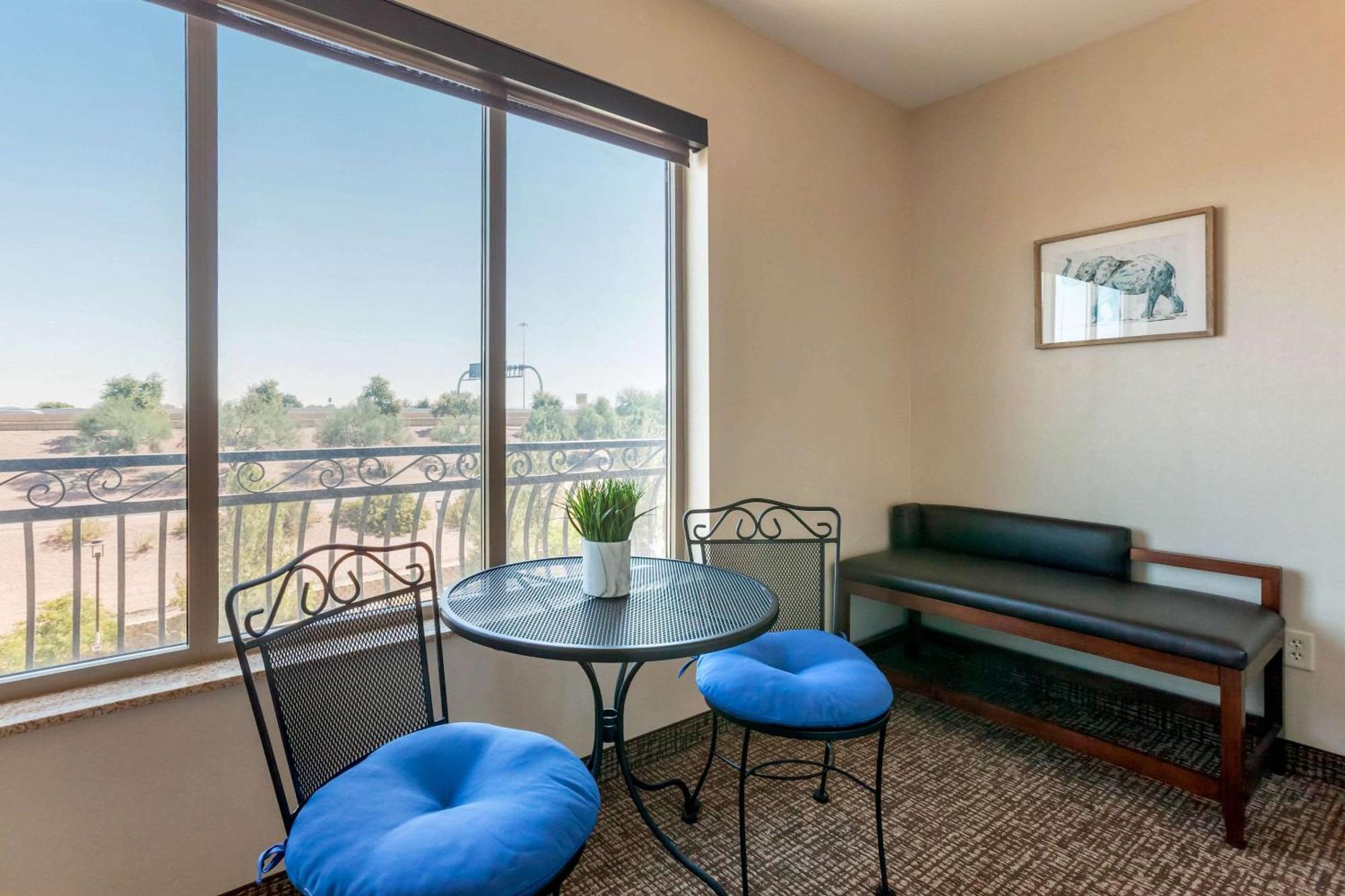 Comfort Suites Glendale - State Farm Stadium Area Luaran gambar